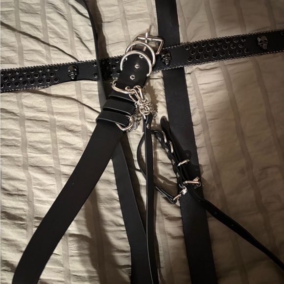 Four Belts - Picture 3 of 4